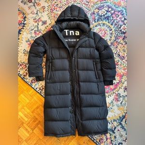 Aritzia / TNA Super Puff / Long